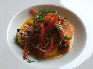 Salade de patates douces rôties, poivron et tomate séchée. at La Clairière in La Petite-pierre