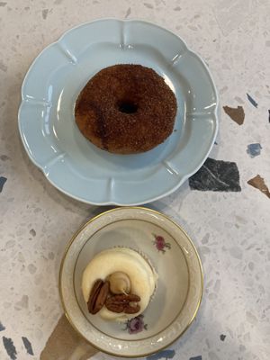 Vanilla Muffin with Salted Caramel and Sugar Donut  at Bake My Day in Copenhagen