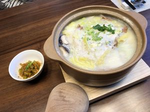 hot pot at Elefant BaoPu Vegetarian in Dalian
