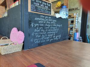 The mood at Everflow in Koh Chang