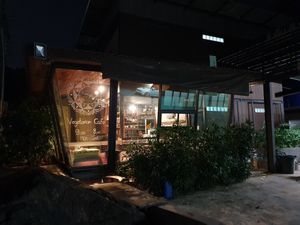 Outside by night at Everflow in Koh Chang