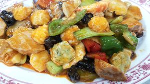 vegan Palbochae 채식팔보채 - close-up at Taehwawon 태화원 in Incheon