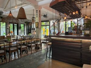 Full bar  at Ingka in Kerobokan Kelod