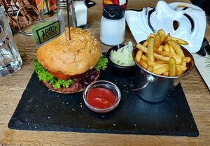 Moving Mountains Burger at Zeil Kitchen in Frankfurt