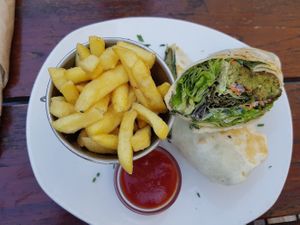 Falafel Wrap at Zeil Kitchen in Frankfurt