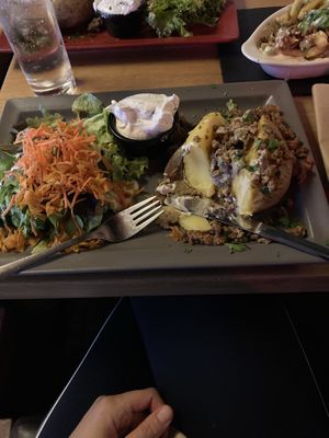 potato with beyond meat at Zeil Kitchen in Frankfurt