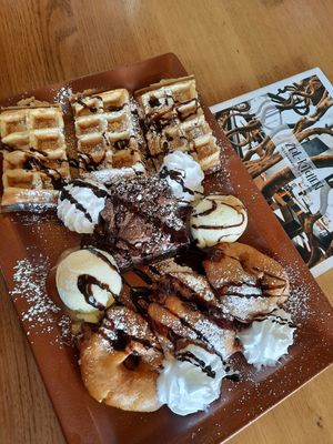 Dessert Platte ❤️ at Zeil Kitchen in Frankfurt