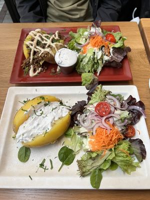 Oven Potatoe with Sour Cream and Beyond Meat   at Zeil Kitchen in Frankfurt