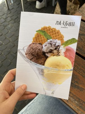 Vegane eiskarte  at Zeil Kitchen in Frankfurt