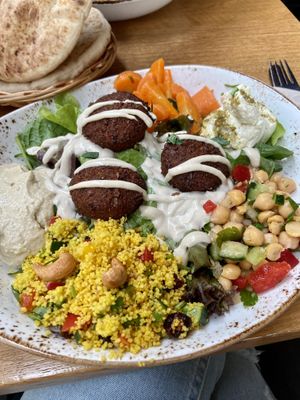 Falafel Bowl  at Zeil Kitchen in Frankfurt