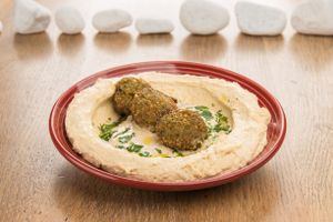 Hummus & Falafel  at Zeil Kitchen in Frankfurt