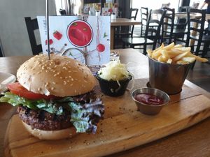 burger at Zeil Kitchen in Frankfurt