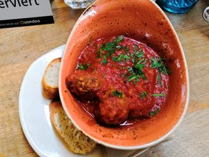 Spicy veggie-balls at Zeil Kitchen in Frankfurt