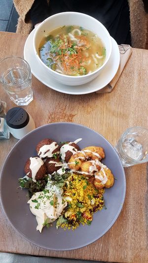 Falafel Bowl at Zeil Kitchen in Frankfurt