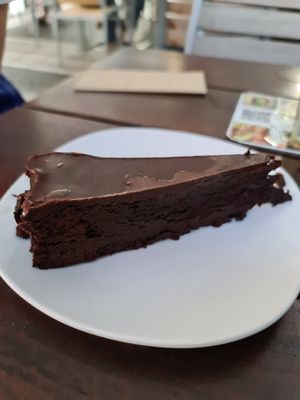 Chocolate cake at Zeil Kitchen in Frankfurt