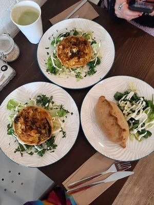 💚 at Four Seasons Bistro in Mittagong