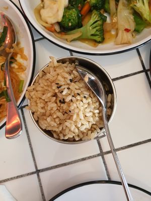 Brown rice 1 serving (comes in a VERY small pail) at Little Turtle in Enmore