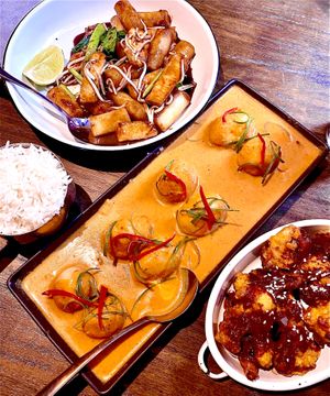 Pad see eew & massaman potatoes  at Little Turtle in Enmore