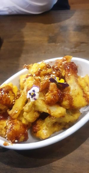 Sticky Cauliflower at Little Turtle in Enmore