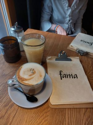 Lavender latte with a shot of expresso and grapefruit juice at Fama Cafe & Manufaktur in Weimar