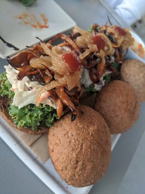 BBQ Pulled 'Pork' Mini Burgers at Katharos Lounge in Santorini