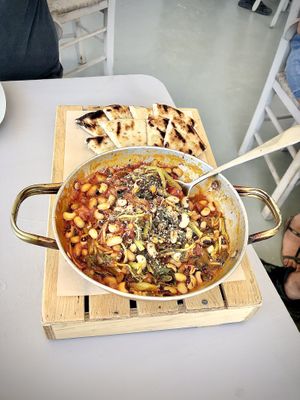 Black eyed peas at Katharos Lounge in Santorini