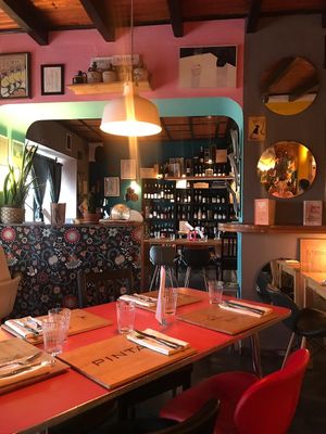 Enjoyed our visit here  so much. A 5 star ranking worthy! at Mum's in Sagres