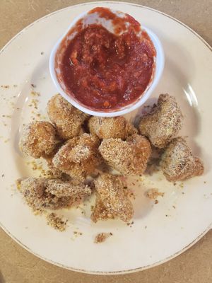 Cauliflower Parm bites with Marinara at Thrive Diner in Pittsfield