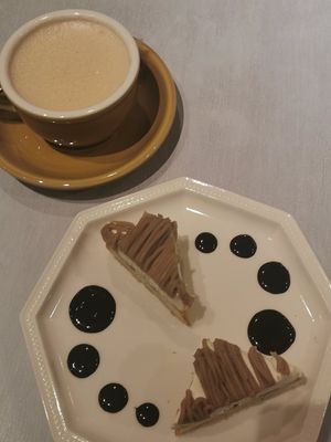 Mont Blanc and Tea Latte at Wired Bonbon in Tokyo