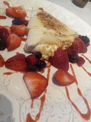 Berry crepe at Wired Bonbon in Tokyo