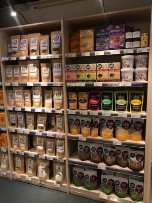 Superfood powders, sprouted cereal, latte powder at Unlimited Health in Amsterdam