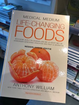 Many books on health at Unlimited Health in Amsterdam