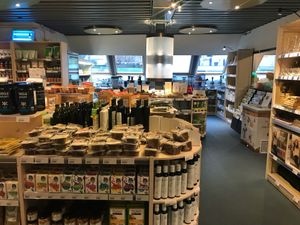 Shop inside at Unlimited Health in Amsterdam