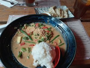Pinatsu curry don (obviously not a don dish) with tofu gyoza and a small iced tea. at MoschMosch - Goetheplatz in Frankfurt