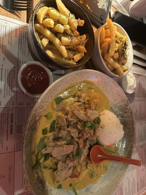   at MoschMosch - Goetheplatz in Frankfurt