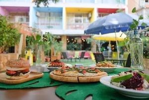 Pizzas, burgers, pastas, salads, desserts,... and a huge outdoor area in the middle of the city at Luna's Kitchen in Beirut
