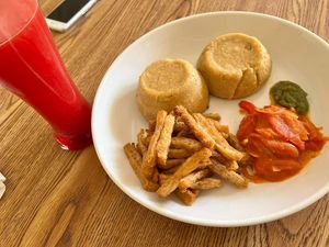  at Luna's Kitchen in Beirut