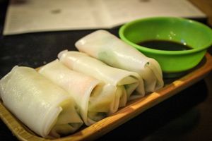 mini spring rolls at Luna's Kitchen in Beirut