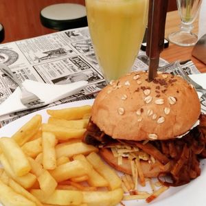 Chorillana vegana at Suculenta Sangucheria Vegana in Santiago