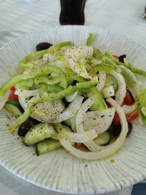 Greek salad at Vassilikos in Santorini