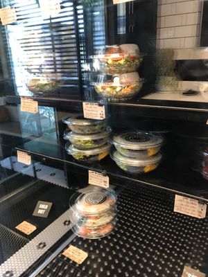 Bowls and salads at Superfood Boutique in Tel Aviv