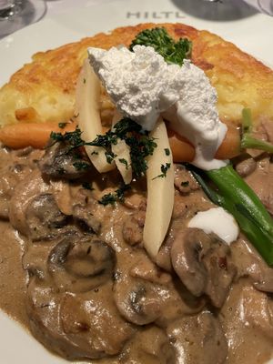 Züri Geschnetzeltes  at HILTL - Sihlstrasse in Zurich