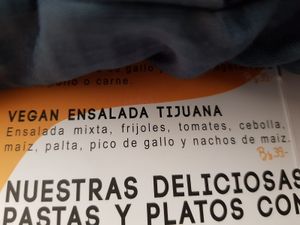 Ensalada muy rico at Cafe del Mundo in La Paz