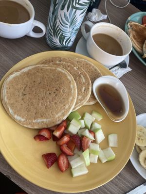 pancakes! also had banana but i took it off as not a fan   at Cafe del Mundo in La Paz