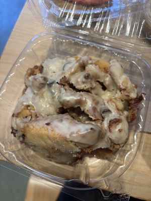 Cinnamon Roll is to die for. Gluten Free & Vegan with Chocolate Chips 🤤  at E+ROSE Wellness Cafe - Gulch in Nashville