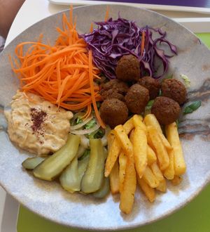 This was our first visit and we really enjoyed the food. We had the falafel bowl, followed by strawberry and mint ice cream. Both were absolutely delicious! Very good value for mon at Vegan a la Turca in Bodrum
