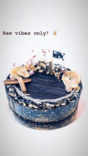 Raw vegan cake for a birthday pary at Vegan a la Turca in Bodrum