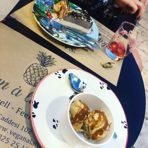 Raw chocolate and mocha cake and caramel icecream at Vegan a la Turca in Bodrum