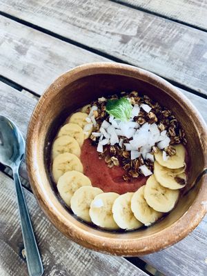 Strawberry Banana with coconut water instead of yogurt at Hoy Panga in Boracay