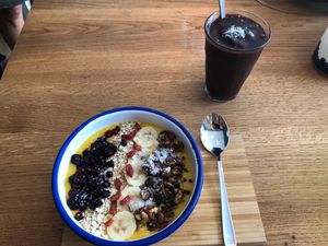 Lovely food at Sasu Juice Bar in Zurich